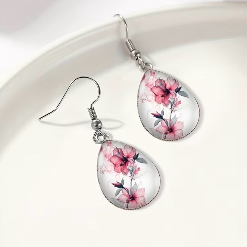 Floral Teardrop Earrings! Stainless steel